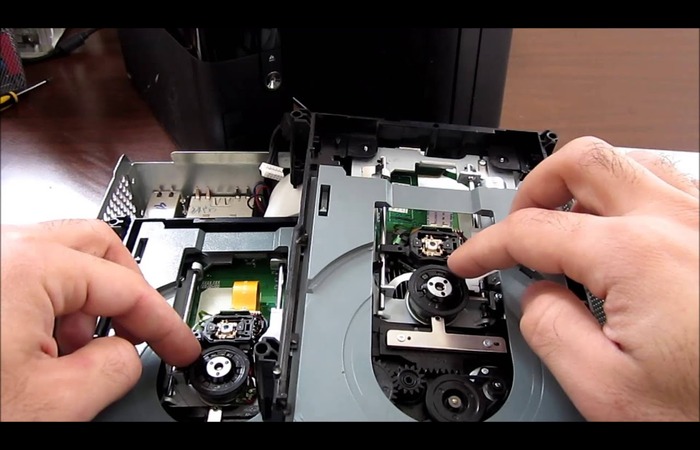 Xbox 360 misaligned tray gears